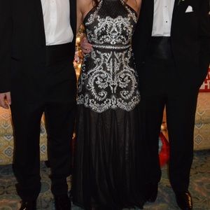 BCBG Maxazria prom/formal dress
